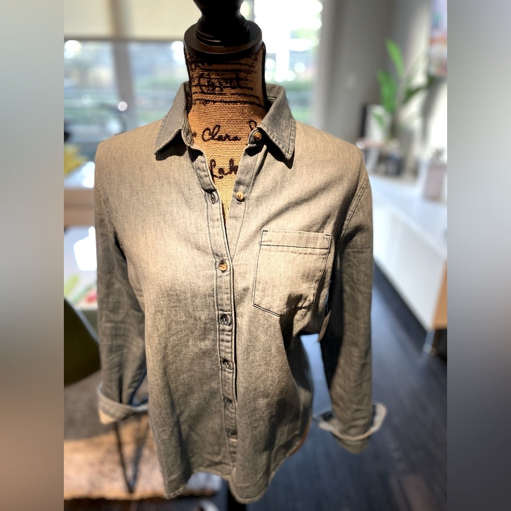 Old Navy Classic Button-Down Jean Shirt